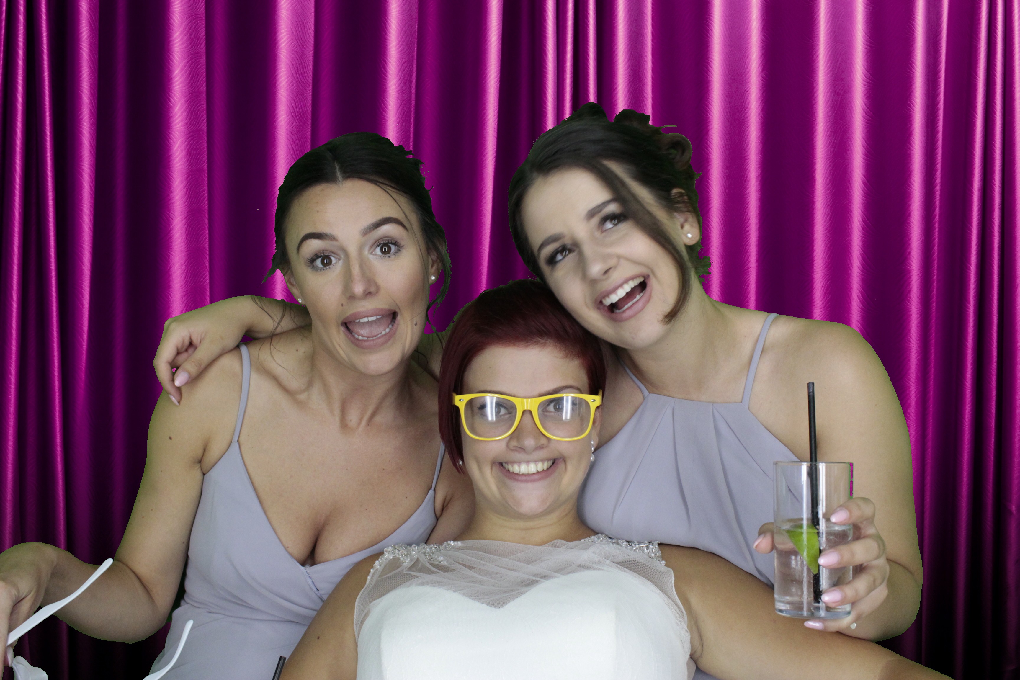 Mr & Mrs Harvey | View more photos from the event at gallery.myphotoboothexperience.co.uk/u/MyPhotoBoothExperienceLtd/Mr-Mrs-Harvey